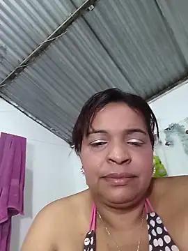 Snapshot of _violetta_- chatting on 02.18.26 violetta - online show from 02.18.26