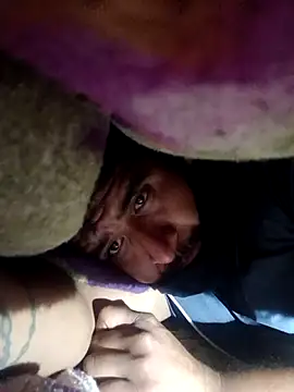 Snapshot of beliqi chatting on 11.30.25 beliqi online show from 11.30.25