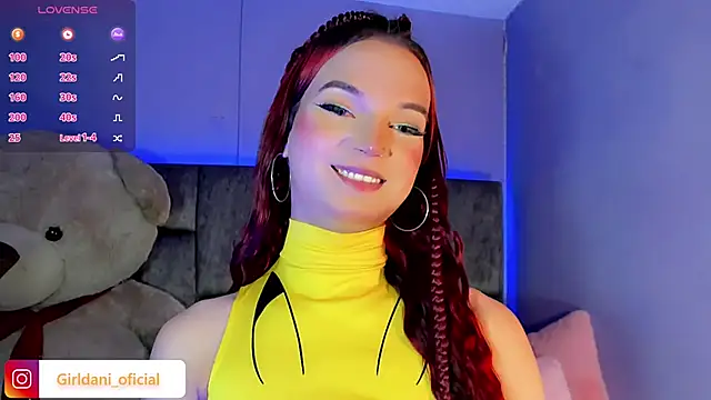 Snapshot of Liittle_foxxxy chatting on 12.13.24 Liittle foxxxy online show from 12.13.24