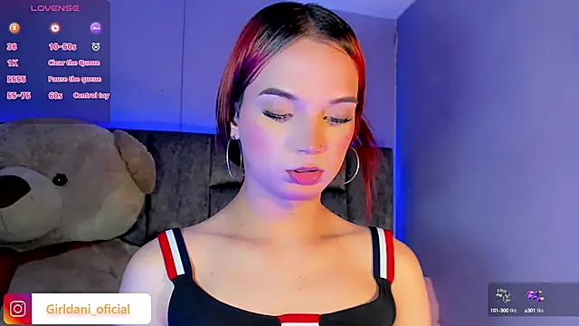 Snapshot of Liittle_foxxxy chatting on 12.19.24 Liittle foxxxy online show from 12.19.24