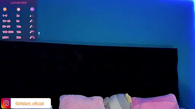 Snapshot of Liittle_foxxxy chatting on 01.09.25 Liittle foxxxy online show from 01.09.25