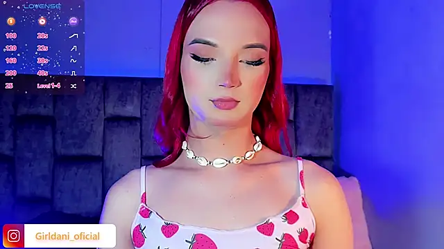 Snapshot of Liittle_foxxxy chatting on 02.15.25 Liittle foxxxy online show from 02.15.25