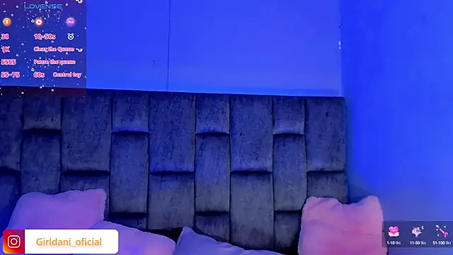 Snapshot of Liittle_foxxxy chatting on 02.19.25 Liittle foxxxy online show from 02.19.25