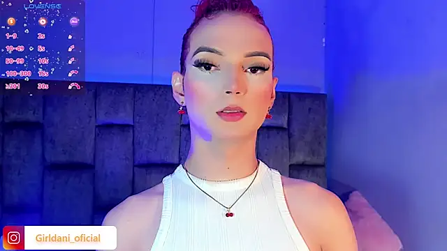 Snapshot of Liittle_foxxxy chatting on 02.28.25 Liittle foxxxy online show from 02.28.25