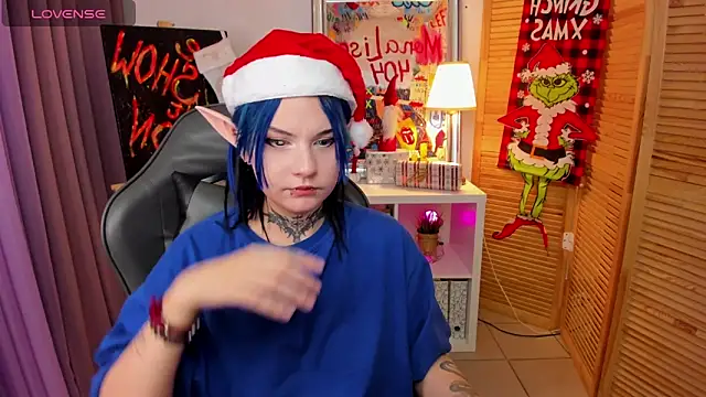 Snapshot of mekurisu chatting on 12.24.24 mekurisu online show from 12.24.24