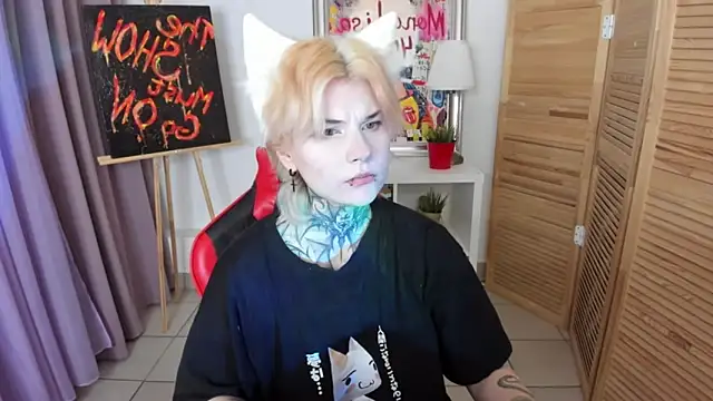 Snapshot of mekurisu chatting on 12.03.25 mekurisu online show from 12.03.25