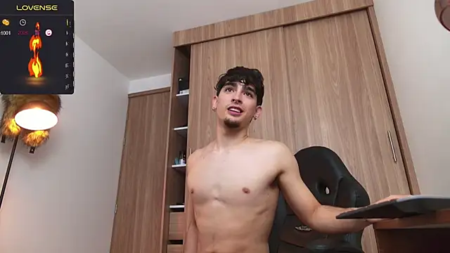 Snapshot of zenn_rush1 chatting on 01.20.25 zenn rush1 online show from 01.20.25