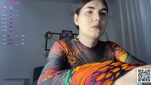 Maria Bowie online show from 01.16.25