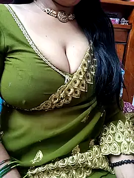 Snapshot of amala_ss chatting on 01.06.25 amala ss online show from 01.06.25