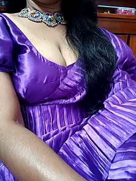 Snapshot of amala_ss chatting on 01.07.25 amala ss online show from 01.07.25