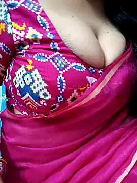 Snapshot of amala_ss chatting on 01.11.25 amala ss online show from 01.11.25