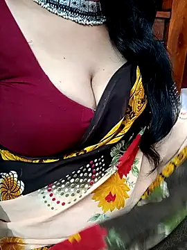 Snapshot of amala_ss chatting on 01.12.25 amala ss online show from 01.12.25