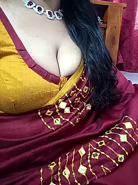 Snapshot of amala_ss chatting on 01.21.25 amala ss online show from 01.21.25