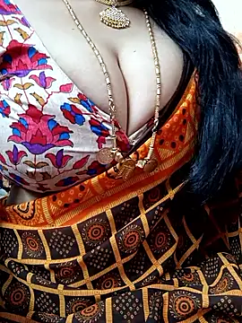 Snapshot of amala_ss chatting on 10.05.25 amala ss online show from 10.05.25