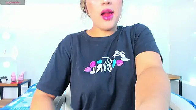 julietha taylor online show from 02.05.25