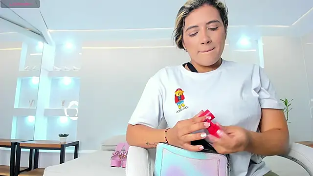 julietha taylor online show from 02.22.25