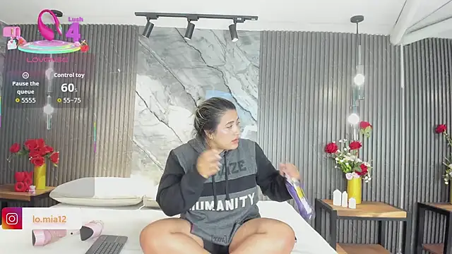 julietha taylor online show from 04.10.26