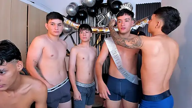 Sweet WallenV2 online show from 11.08.25