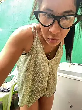 johaminie online show from 12.26.24