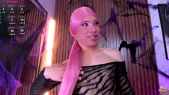 Snapshot of AndyBlake_ chatting on 10.22.25 AndyBlake online show from 10.22.25