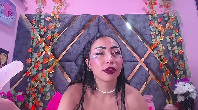 nathalia pink online show from 01.09.25