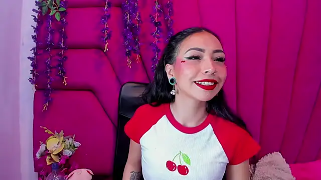 nathalia pink online show from 06.30.26