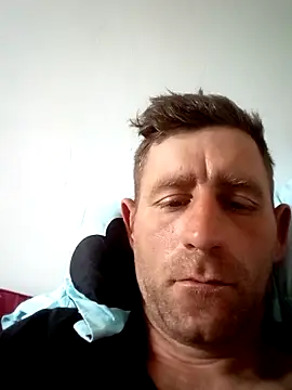 Snapshot of benalexa1992 chatting on 04.25.26 benalexa1992 online show from 04.25.26