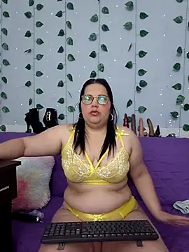 kiara scottt online show from 02.11.26