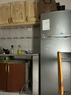 PEACHY439 online show from 09.22.25