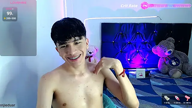 Snapshot of benji_hoter chatting on 10.26.25 benji hoter online show from 10.26.25