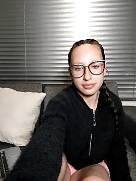 milena 23x online show from 02.13.25