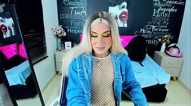 DarianaGia online show from 12.04.24