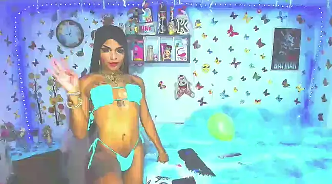 Snapshot of marianaoficial249701 chatting on 03.14.25 marianaoficial249701 online show from 03.14.25