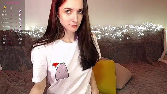 Snapshot of Abigail_Wills chatting on 12.21.24 Abigail Wills online show from 12.21.24