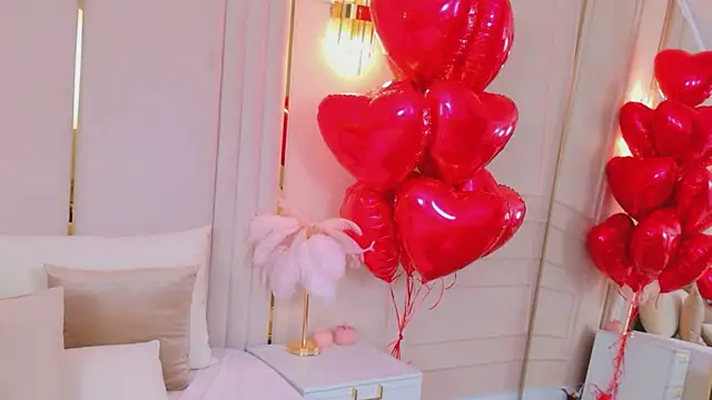 Snapshot of MarybethSnow chatting on 02.06.26 MarybethSnow online show from 02.06.26