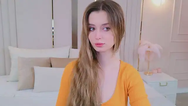 Snapshot of MarybethSnow chatting on 02.18.26 MarybethSnow online show from 02.18.26