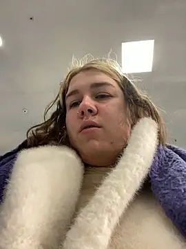 SuzieMurray online show from 12.19.24