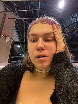 SuzieMurray online show from 12.23.24