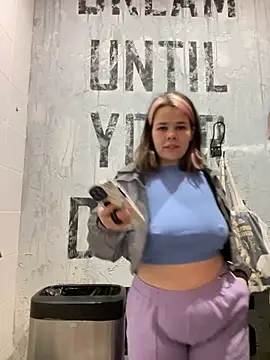 SuzieMurray online show from 02.05.25