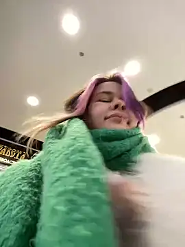 SuzieMurray online show from 02.12.25