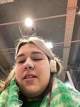 SuzieMurray online show from 03.11.25