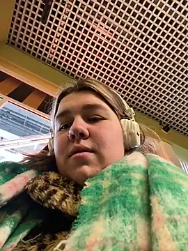 SuzieMurray online show from 03.21.25