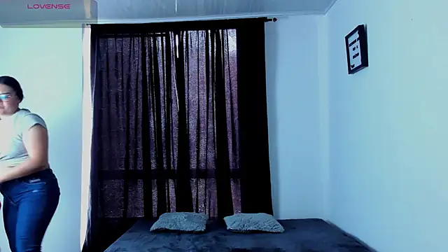 lorymoon online show from 12.15.24