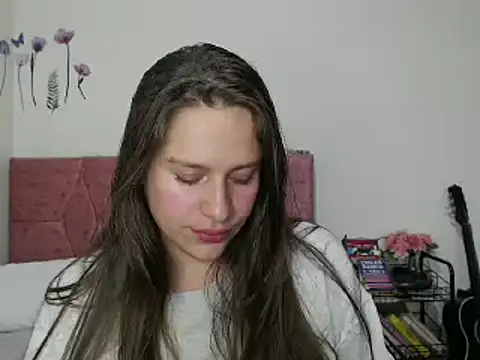 Snapshot of Serenity chatting on 12.06.24 Serenity online show from 12.06.24