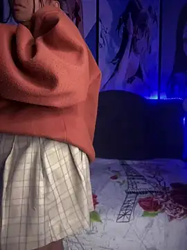 Snapshot of Im_Little chatting on 12.14.24 Im Little online show from 12.14.24