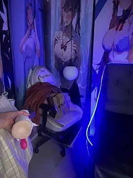 Snapshot of Im_Little chatting on 12.14.24 Im Little online show from 12.14.24