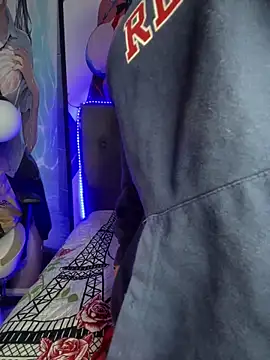 Snapshot of Im_Little chatting on 01.04.25 Im Little online show from 01.04.25