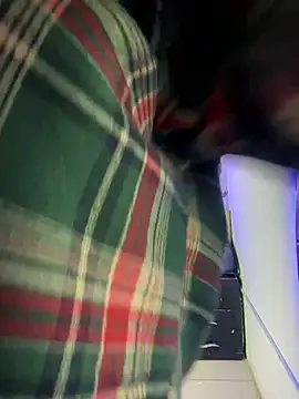 Snapshot of Im_Little chatting on 01.30.25 Im Little online show from 01.30.25