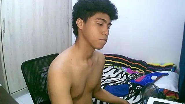 sexy diamante  online show from 10.05.25