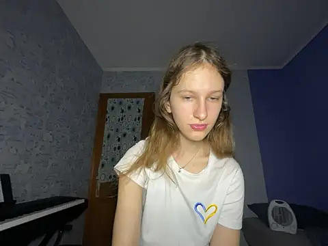 Snapshot of Eva_Angel3 chatting on 02.11.26 Eva Angel3 online show from 02.11.26